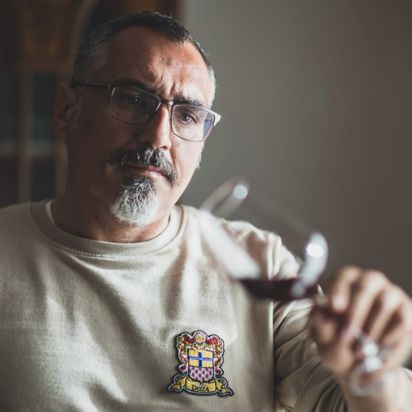 Storia Azienda Agricola Dezza 1890 - Produttori di Vino in Oltrepò Pavese
