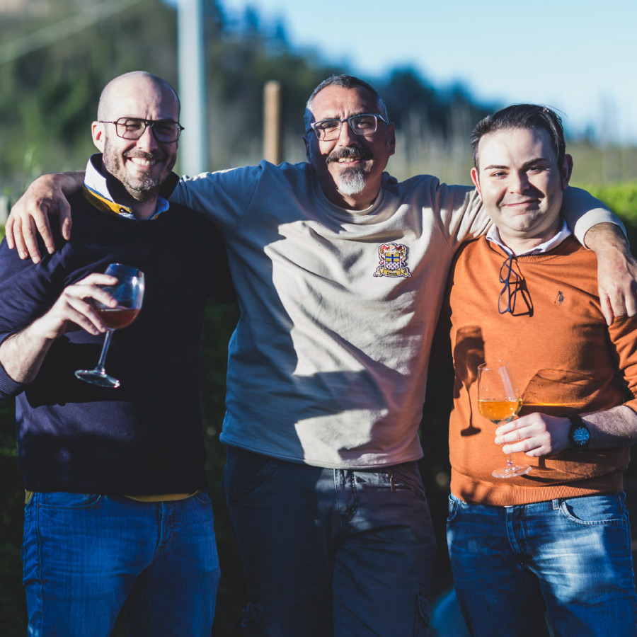 Degustazioni e Visite in Cantina - Azienda Agricola Dezza 1890 - Produttori di Vino in Oltrepò Pavese